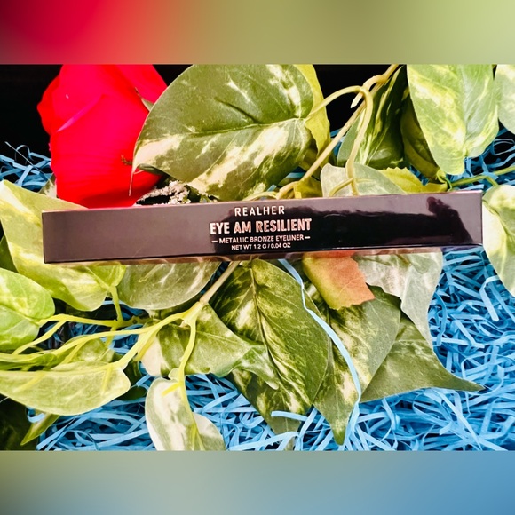 NIB RealHer Eye Am Resilient Metallic Bronze Eyeliner - Picture 1 of 8